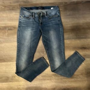 Lucky skinny jeans size 4/27